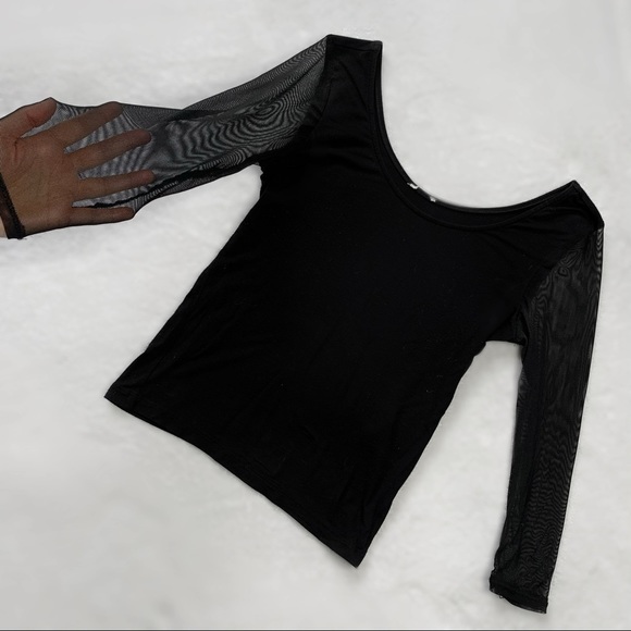 Sexy Mesh sleeve top - Picture 2 of 4